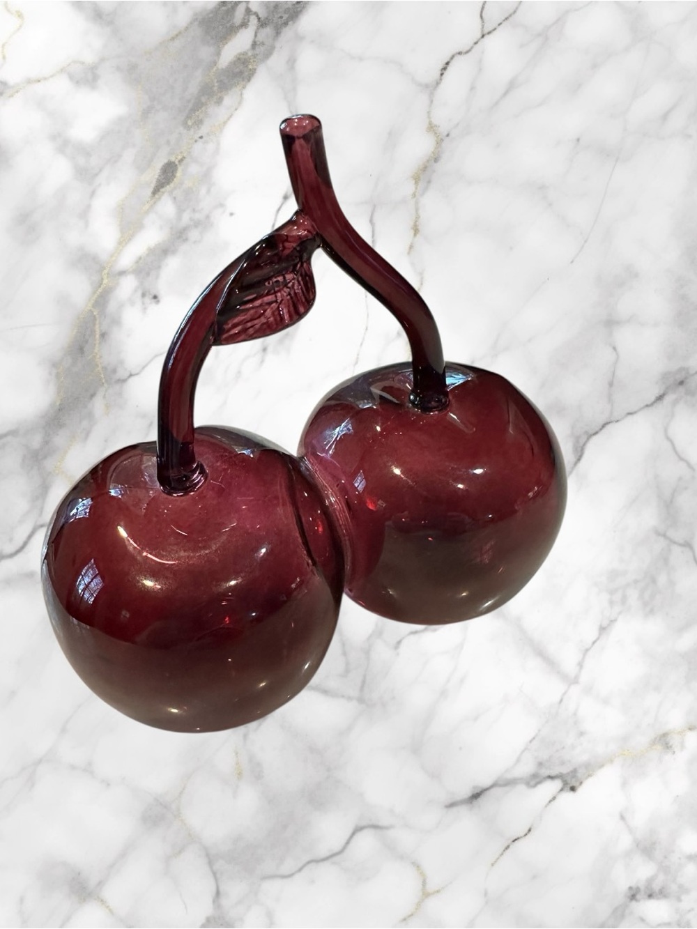 🍒 Anthropologie Glossy Burgundy Glass Cherry Vase